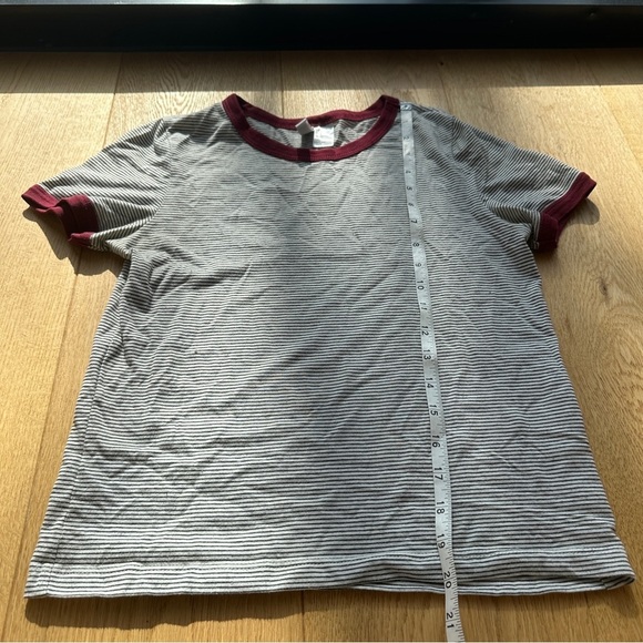 H&M DIVIDED STRIPED SHORT SLEEVE RINGER TEE - S - Picture 13 of 13